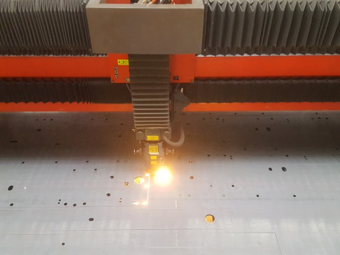 Laser dcoupe Bystronic Bystar 4020 4.4kw 