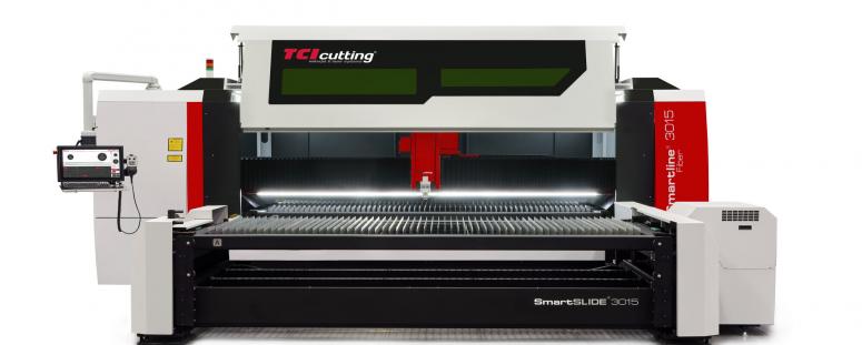 TCI Cutting renouvelle son modèle de référence Smartline 3015 maximum de flexibilité et productivité dans la découpe de tôles 2D