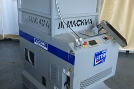 Machine pour compacter les copeaux métalliques