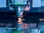 Machine découpe laser alimentée en azote par un générateur de gaz